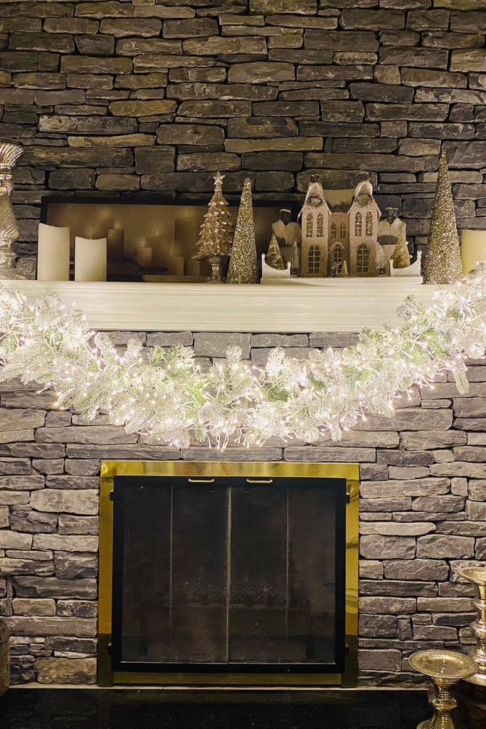 The Stars in the Sky Pre-Lit Christmas Garland with White Lights
