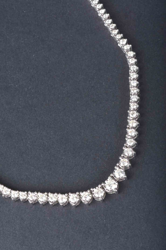 14K White Gold 4 CTTW 18" Graduated Round Brilliant Cut Diamond Necklace