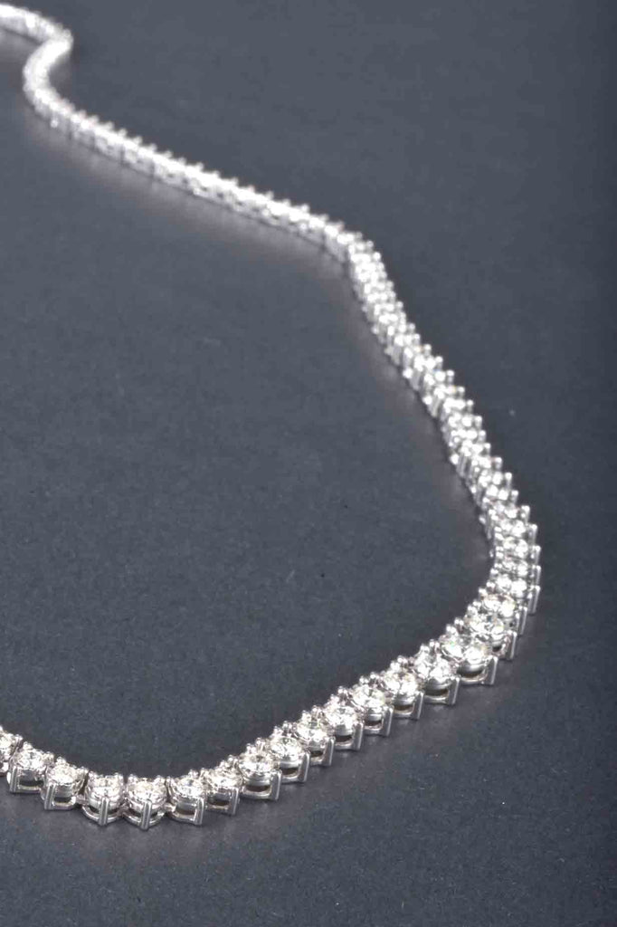 14K White Gold 4 CTTW 18" Graduated Round Brilliant Cut Diamond Necklace